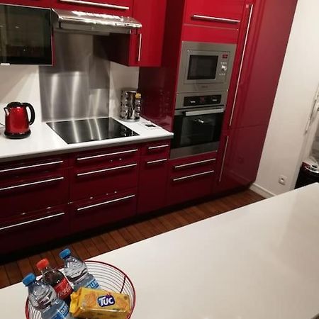 Joli Appartement Avec Jardin Et 2 Parkings Prives Argenteuil Exterior foto